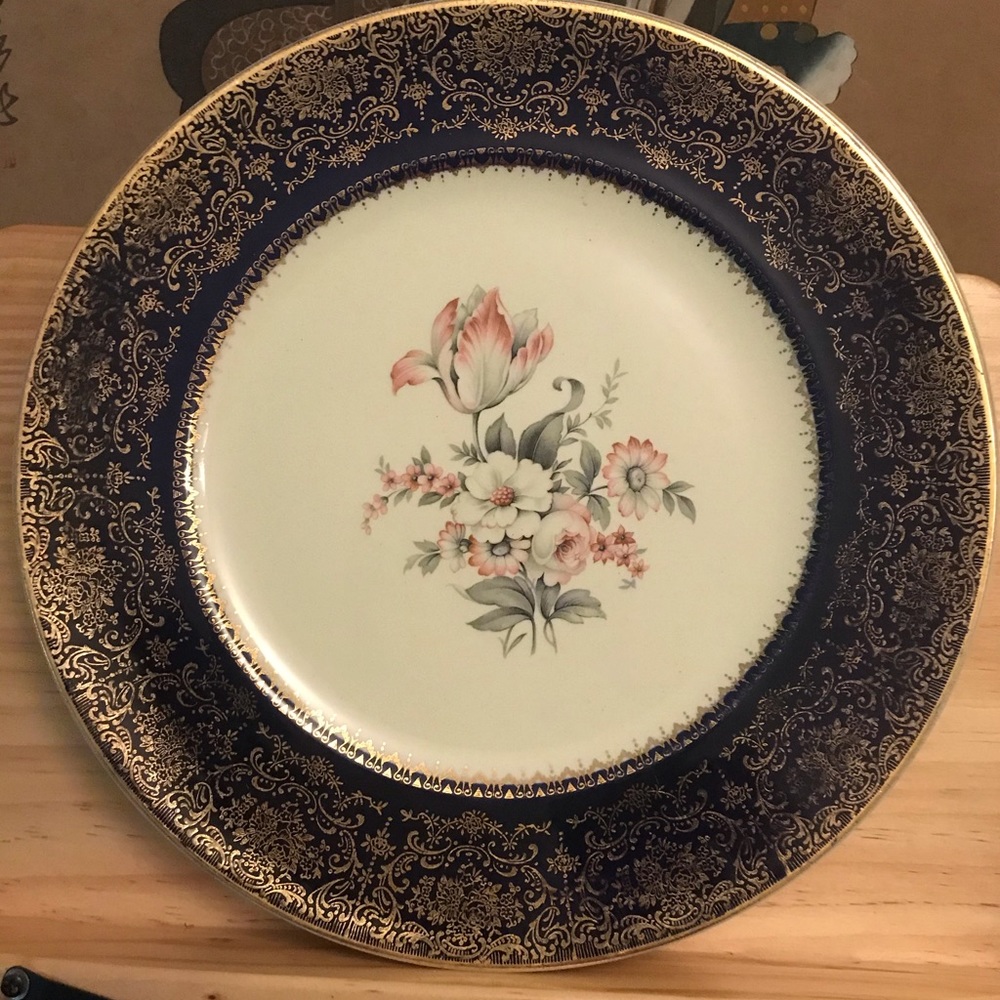 Vintage 23k Gold Imperial Salem PLATE 11 inches